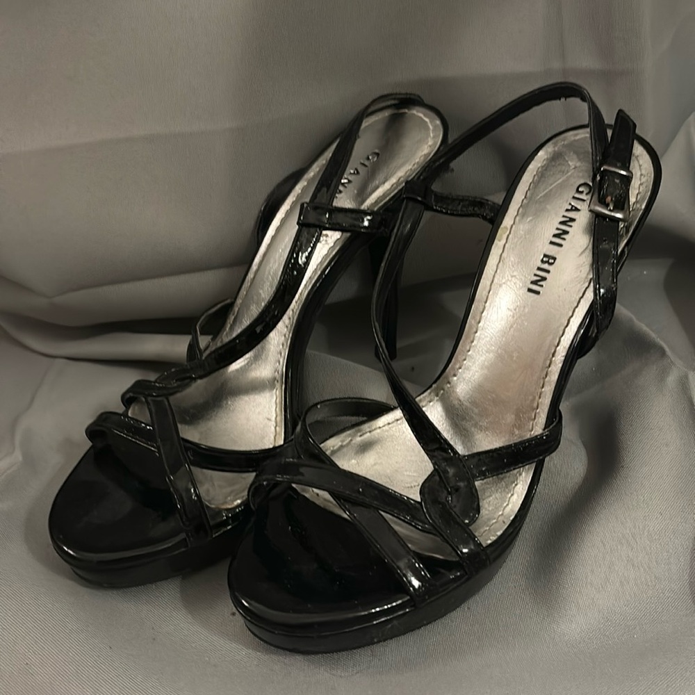 Gianni Bini Size 7.5 Women’s Stilettos